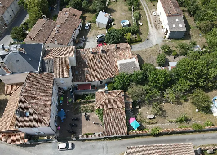 Chez L'habitant, Au Moulin Du Bonheur * Le Bourdet